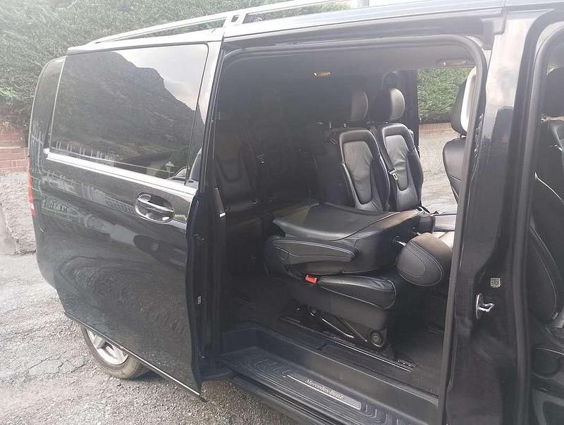 Usata Mercedes V220 163 CV (119 kW) 2017 Nero Monovolume