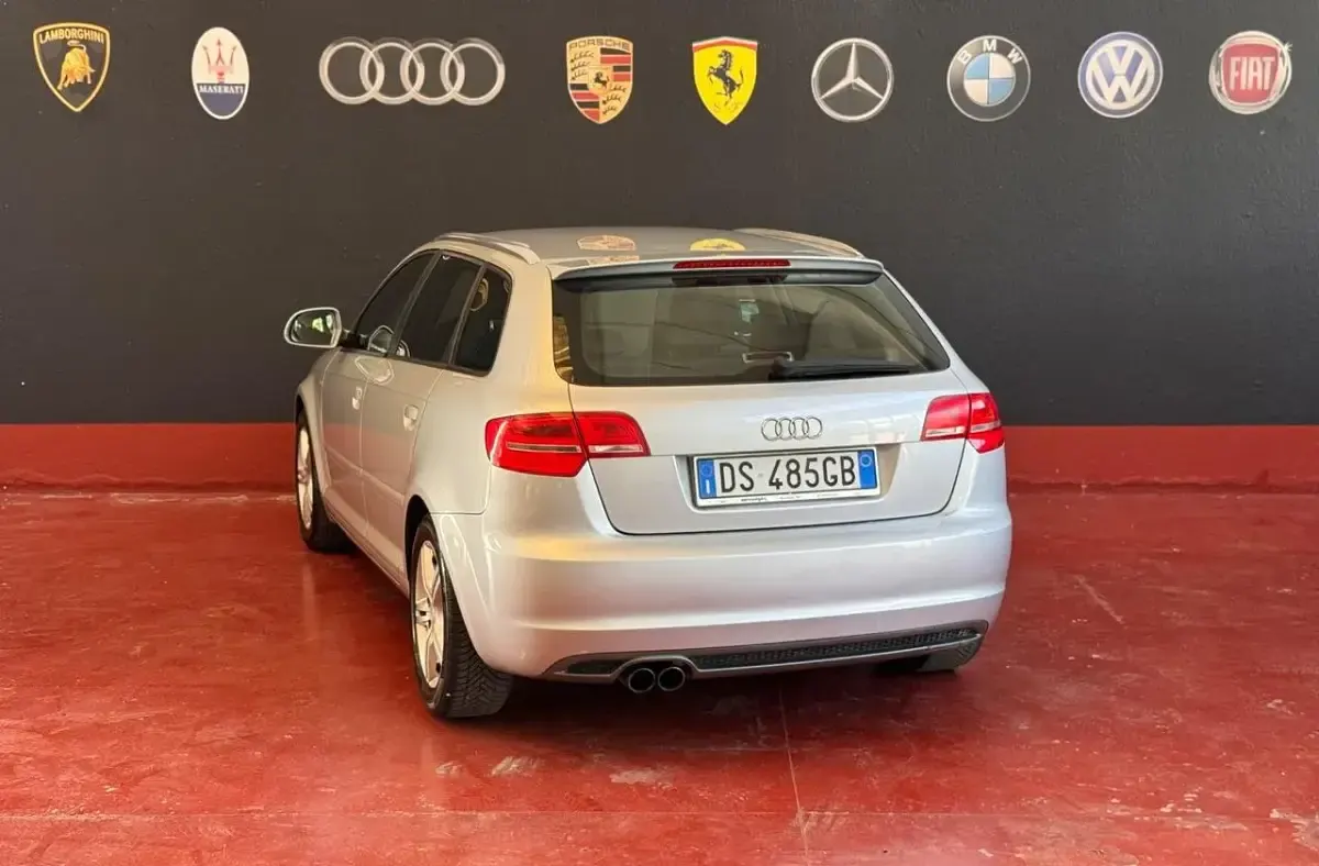 Usata Audi A3 Sportback S-Line 125 CV (91 kW) 2008 Argento Utilitaria