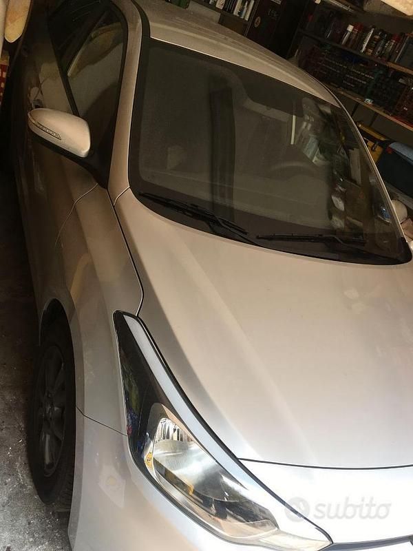 Usata Hyundai i20 84 CV (61 kW) 2017 Berlina