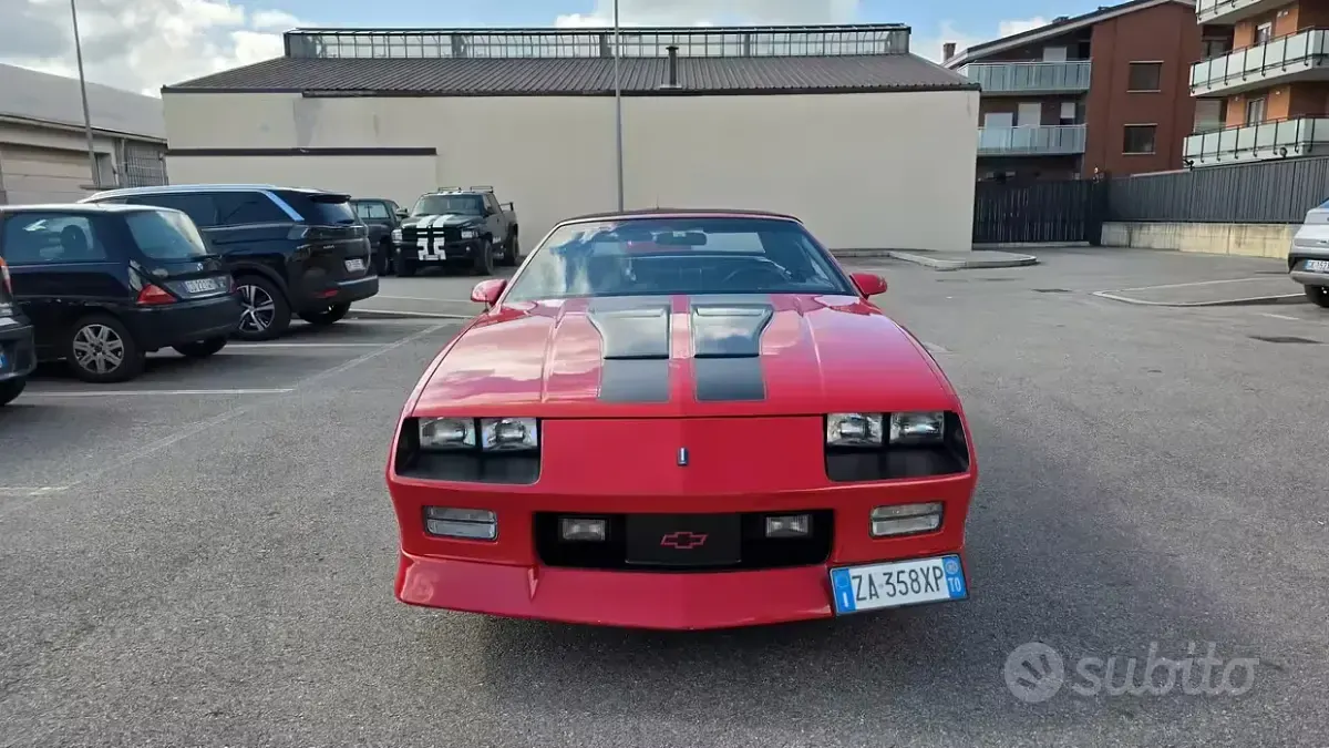 Usata Chevrolet Camaro 247 CV (181 kW) 1991 Rosso Cabrio