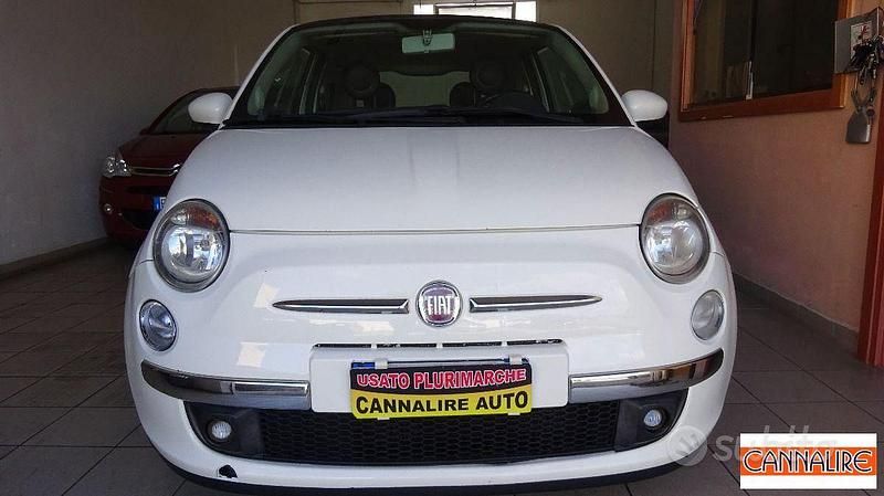 Bianco Usata 2007 Fiat 500 Lounge Due volumi | 4000 € (Molto cara) - Immagine 1/4
