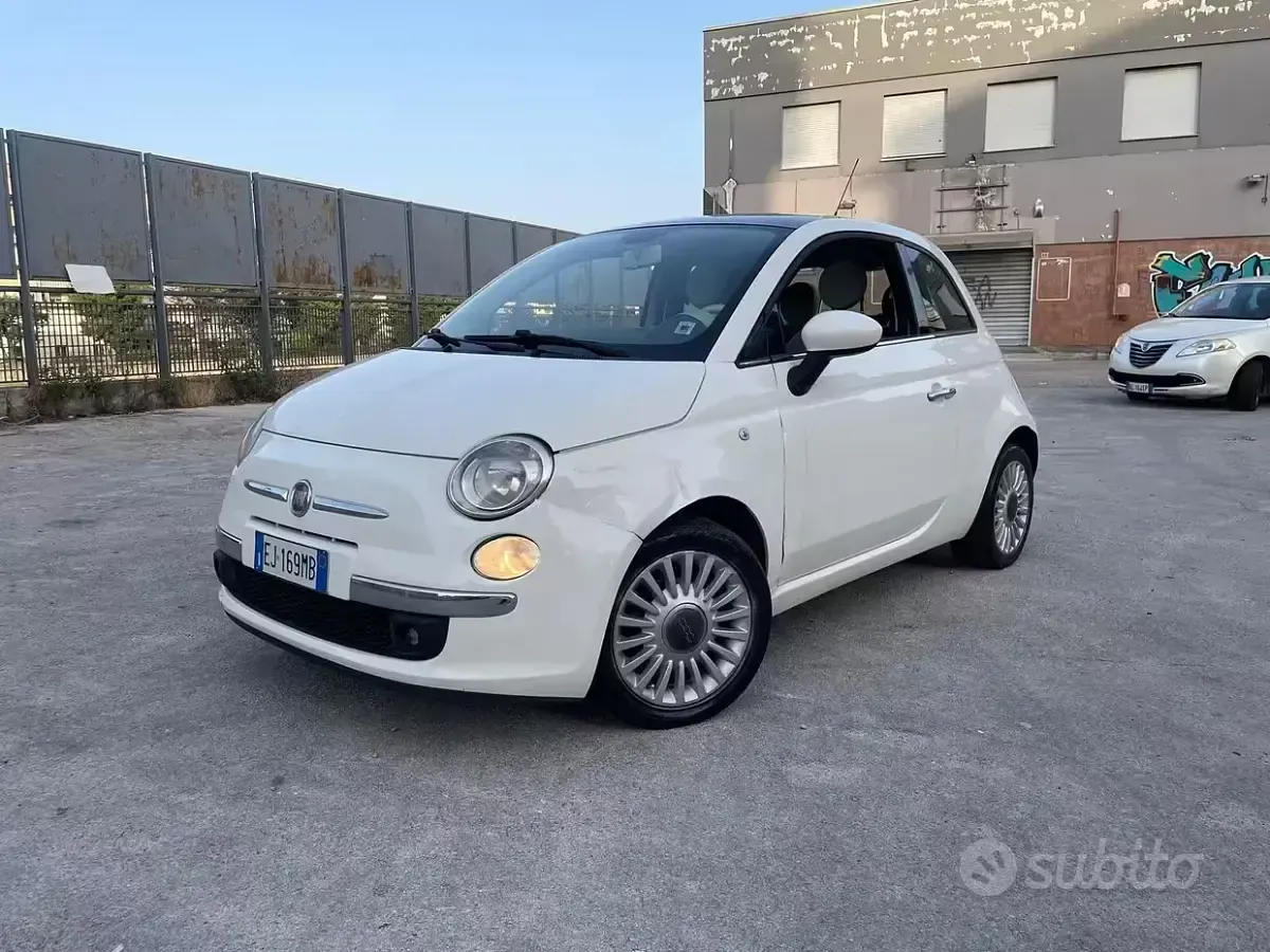 Usata Fiat 500 Lounge 69 CV (50 kW) 2011 Berlina