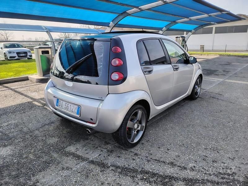 Usata Smart ForFour 70 CV (51 kW) 2006 Grigio Utilitaria
