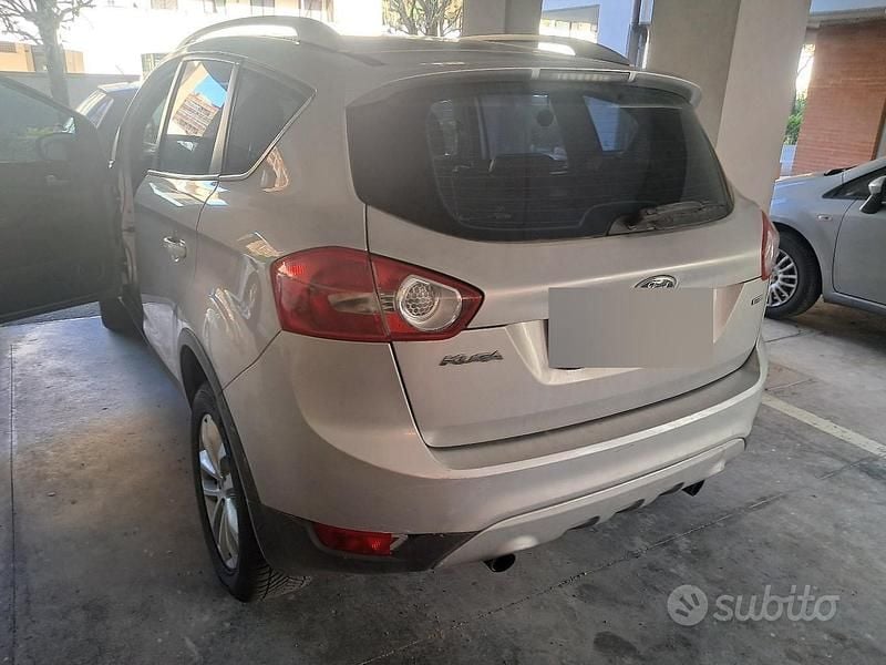 Usata Ford Kuga Titanium 136 CV (100 kW) 2008 Grigio SUV