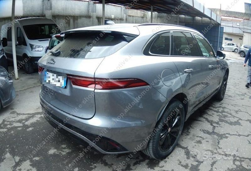 Usata Jaguar F-Pace R-Dynamic 250 CV (183 kW) 2022 Grigio SUV