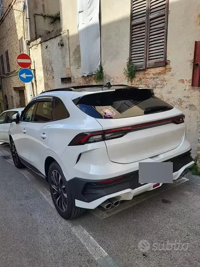 Usata EVO Evo 6 177 CV (130 kW) 2025 Bianco SUV