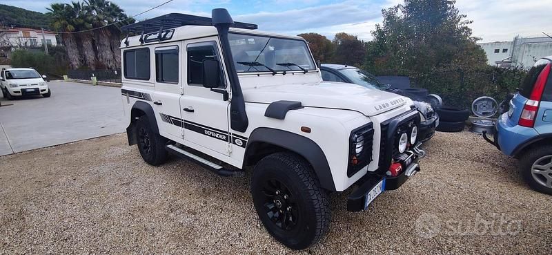Usata Land Rover Defender 2009 Bianco Berlina
