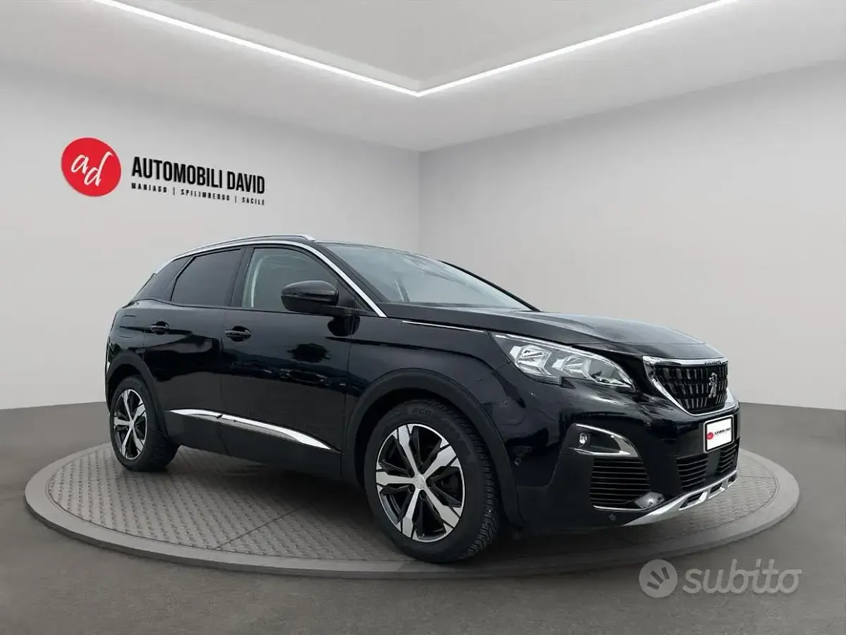Usata Peugeot 3008 GT-line 120 CV (88 kW) 2018 Nero SUV