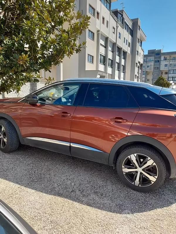 Usata Peugeot 3008 130 CV (95 kW) 2018 Marrone SUV