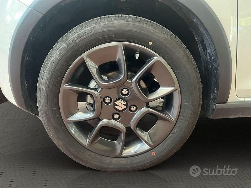 Usata Suzuki Ignis 83 CV (61 kW) 2023 Bianco SUV