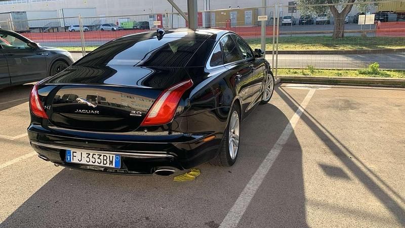 Usata Jaguar XJ 311 CV (228 kW) 2017 Berlina