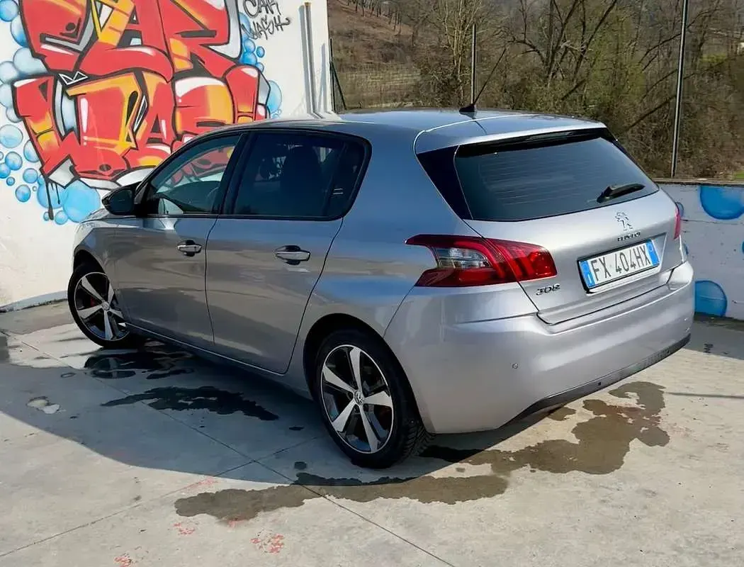Usata Peugeot 308 Active 131 CV (96 kW) 2019 Argento Berlina