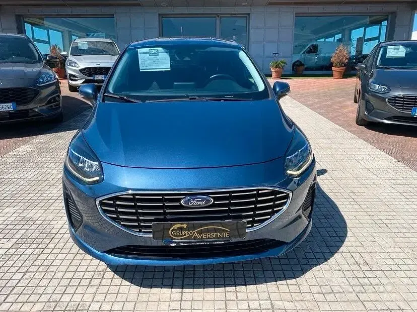 Usata Ford Fiesta Titanium 75 CV (55 kW) 2022 Blu Utilitaria