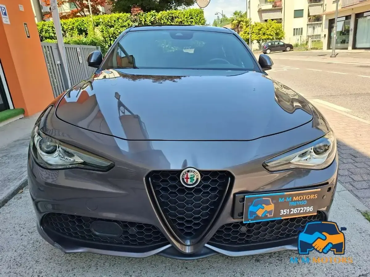 Usata Alfa Romeo Giulia Sprint 190 CV (139 kW) 2022 Grigio Berlina
