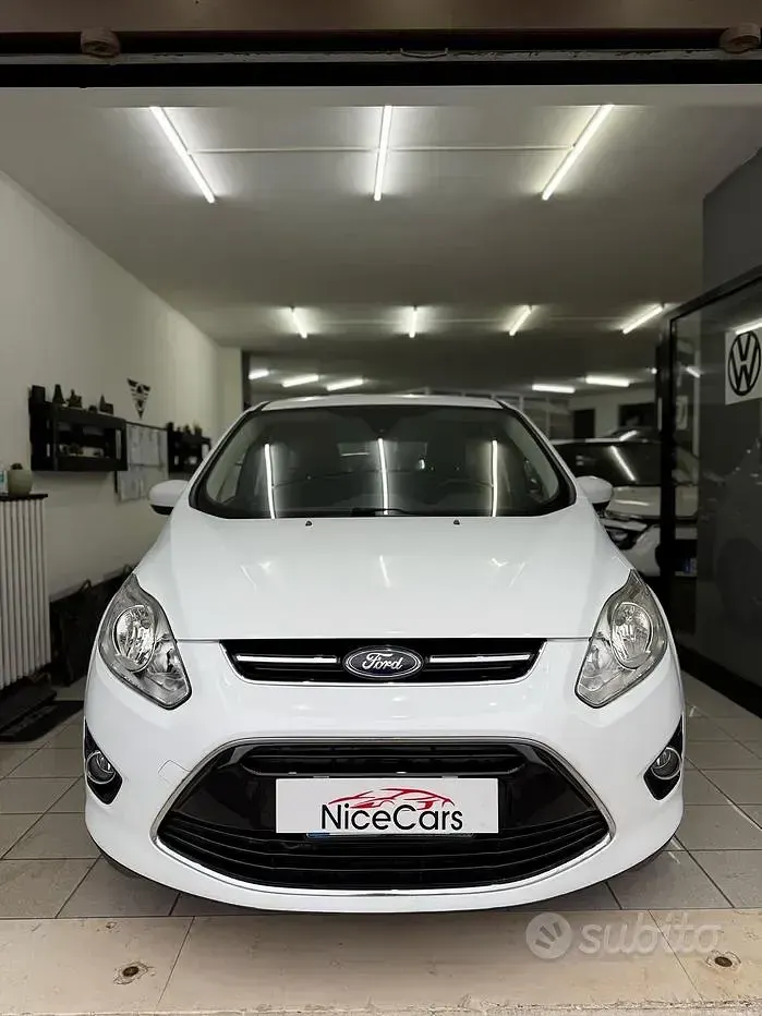 Usata Ford C-MAX Titanium 115 CV (84 kW) 2015 Bianco Monovolume