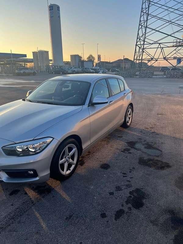 Usata BMW 118 Advantage 150 CV (110 kW) 2018 Utilitaria