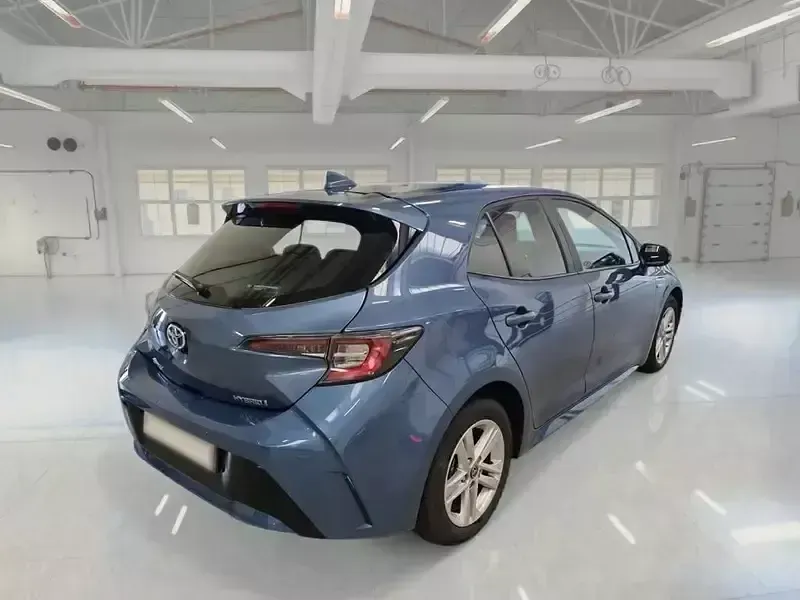 Usata Toyota Corolla Business Edition 97 CV (71 kW) 2021 Berlina