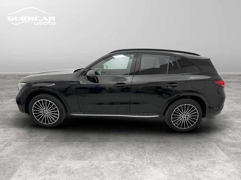 Nuova Mercedes GLC300e Advanced 333 CV (244 kW) 2026 Nero ossidiana SUV