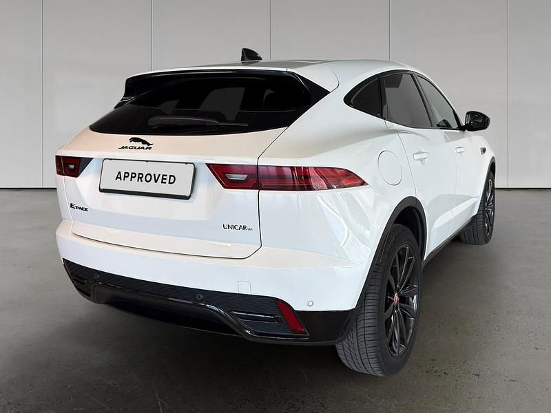 Usata Jaguar E-Pace R-Dynamic 163 CV (119 kW) 2022 Fuji white SUV