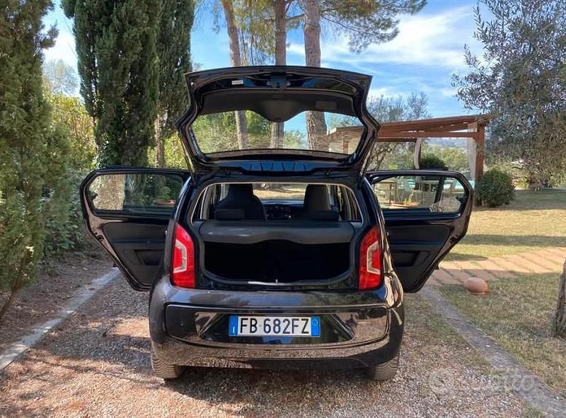 Usata VW up! 75 CV (55 kW) 2012 Nero Utilitaria