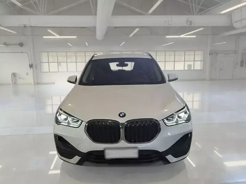 Usata BMW X1 Advantage 125 CV (91 kW) 2021 Bianco SUV