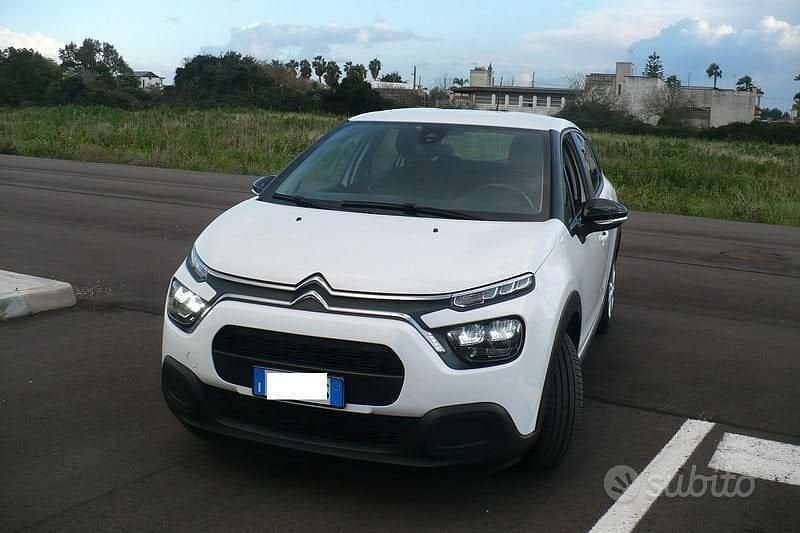 Usata Citroën C3 Feel 102 CV (75 kW) 2022 Marrone Utilitaria