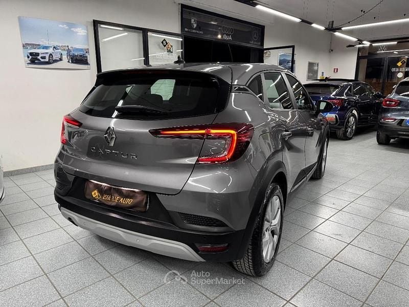 Usata Renault Captur Business 95 CV (69 kW) 2021 Grigio SUV