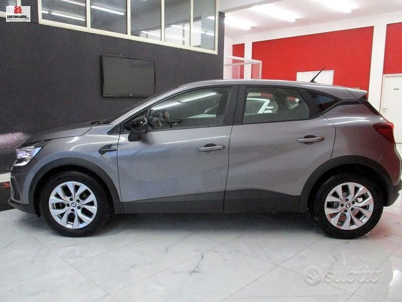 Usata Renault Captur Intens 91 CV (66 kW) 2022 Grigio SUV