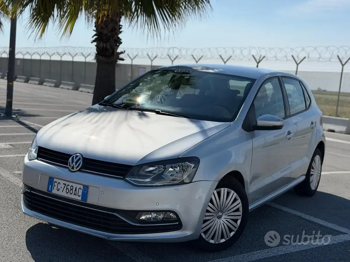 Usata VW Polo 90 CV (66 kW) 2017 Grigio Berlina