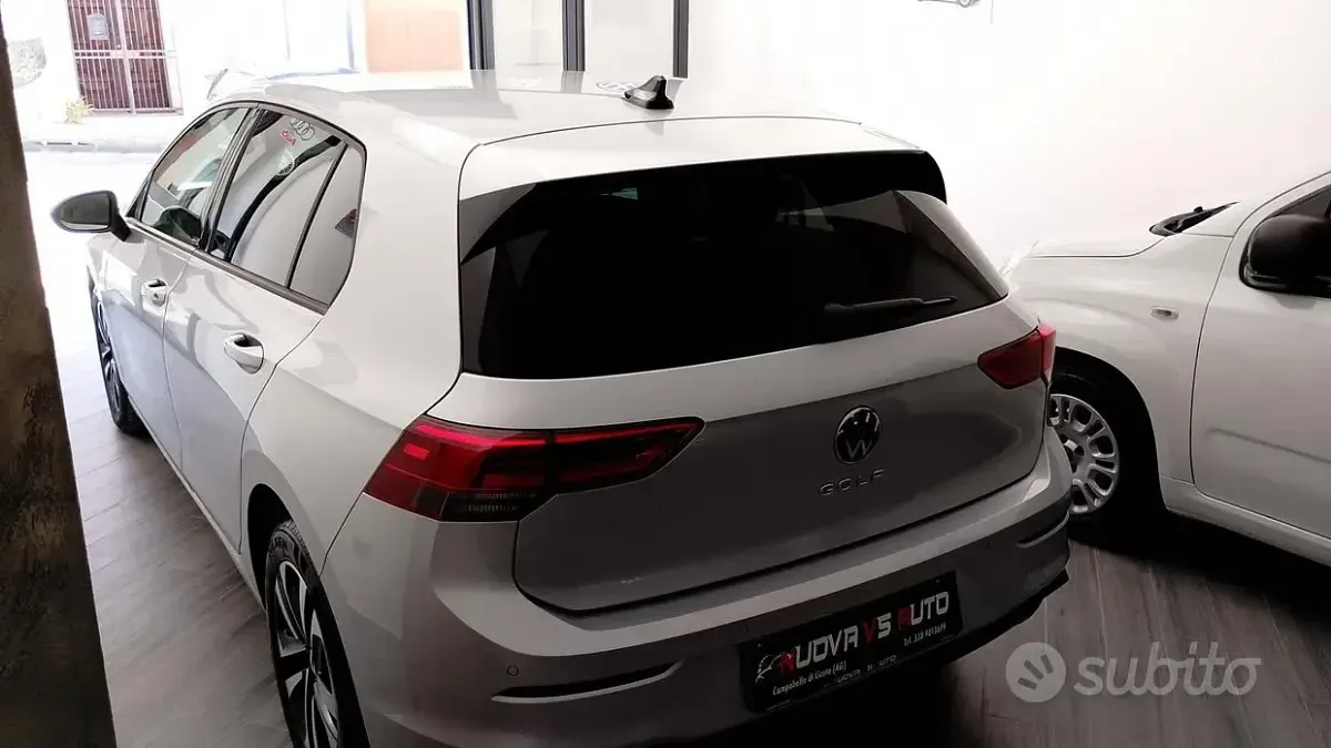Usata VW Golf VII Life 116 CV (85 kW) 2020 Berlina