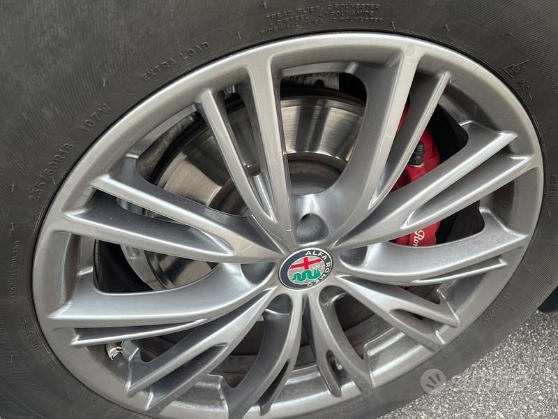 Usata Alfa Romeo Stelvio Exclusive 2018 Grigio SUV