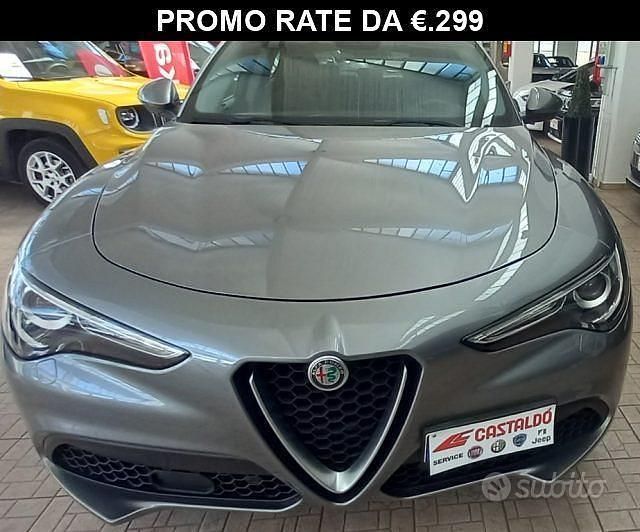 Usata Alfa Romeo Stelvio Business 190 CV (139 kW) 2019 Grigio scuro SUV