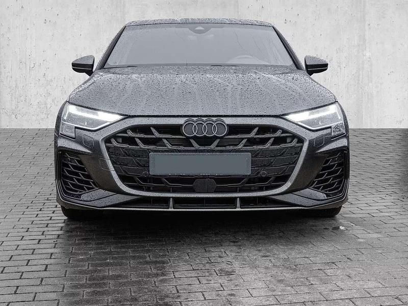 Usata Audi S3 Edition .1 333 CV (244 kW) 2025 Grigio metallizzato Berlina