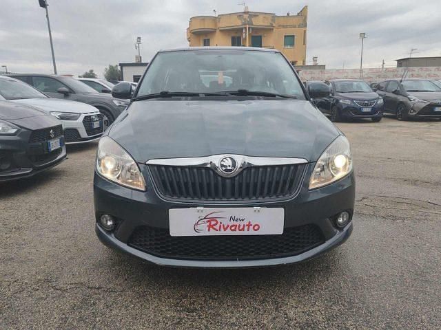 Usata Skoda Fabia Drive 70 CV (51 kW) 2014 Grigio