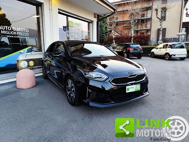 Usata Kia Ceed GT GT-Line 140 CV (102 kW) 2020 Nero Berlina