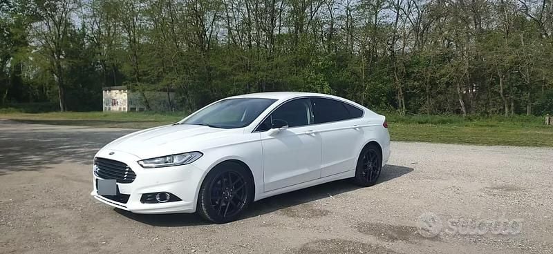 Usata Ford Mondeo Titanium 150 CV (110 kW) 2016 Bianco Berlina