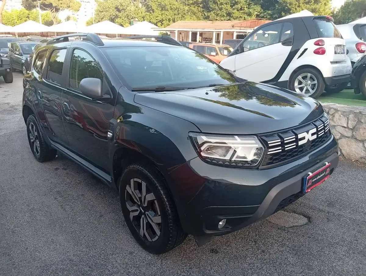 Usata Dacia Duster 101 CV (74 kW) 2023 Grigio SUV