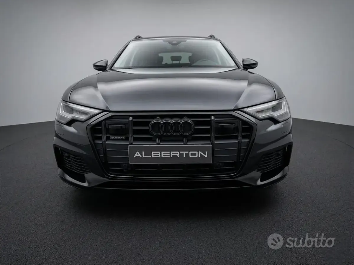 Usata Audi A6 Allroad Ambiente 245 CV (180 kW) 2023 Grigio manhattan Station wagon