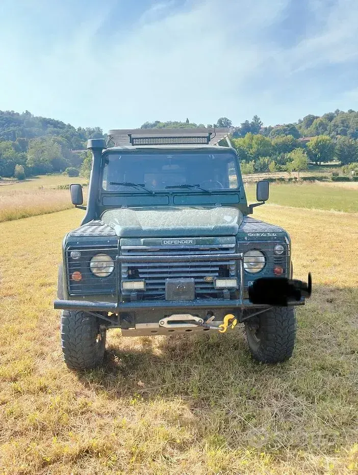 Usata Land Rover Defender 113 CV (83 kW) 2002 SUV