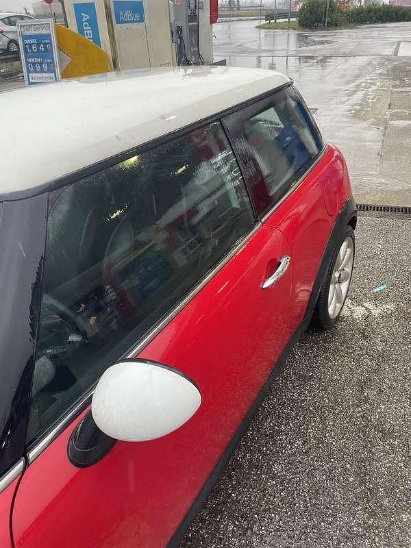 Usata Mini Cooper Pepper 120 CV (88 kW) 2006 Rosso Utilitaria
