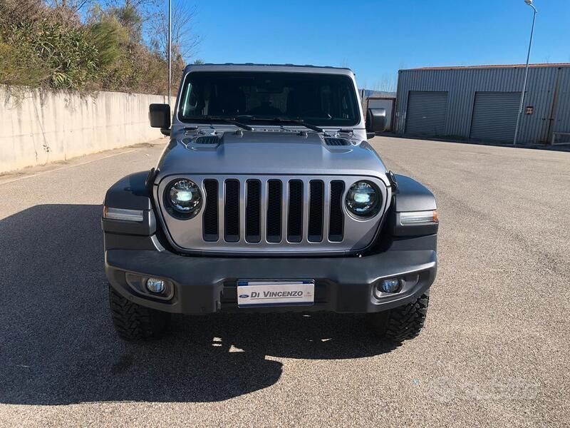 Grigio Usata 2020 Jeep Wrangler Rubicon SUV | 44.900 € (Cara) - Immagine 1/4