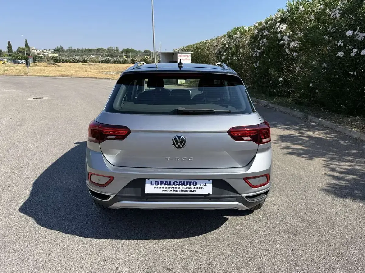 Usata VW T-Roc Style 110 CV (80 kW) 2023 Grigio SUV