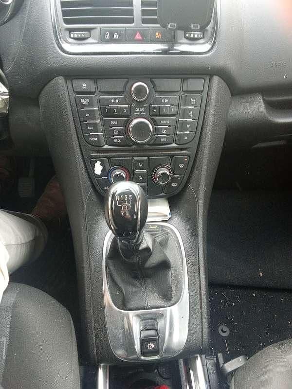 Usata Opel Meriva S 101 CV (74 kW) 2012 Bianco Monovolume