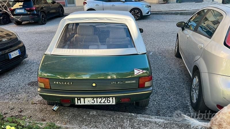 Usata Peugeot 205 83 CV (61 kW) 1991 Verde Berlina