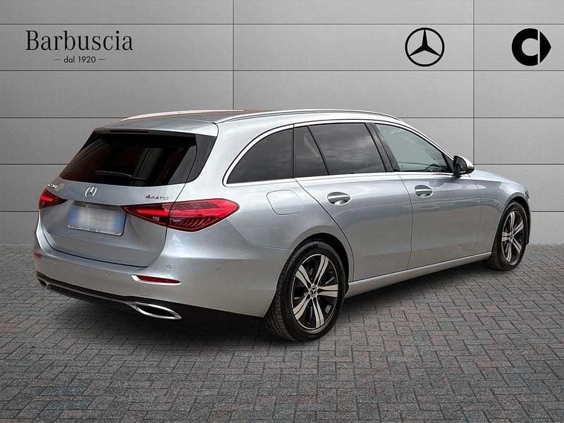 Usata Mercedes 220 200 CV (147 kW) 2022 Argento Station wagon