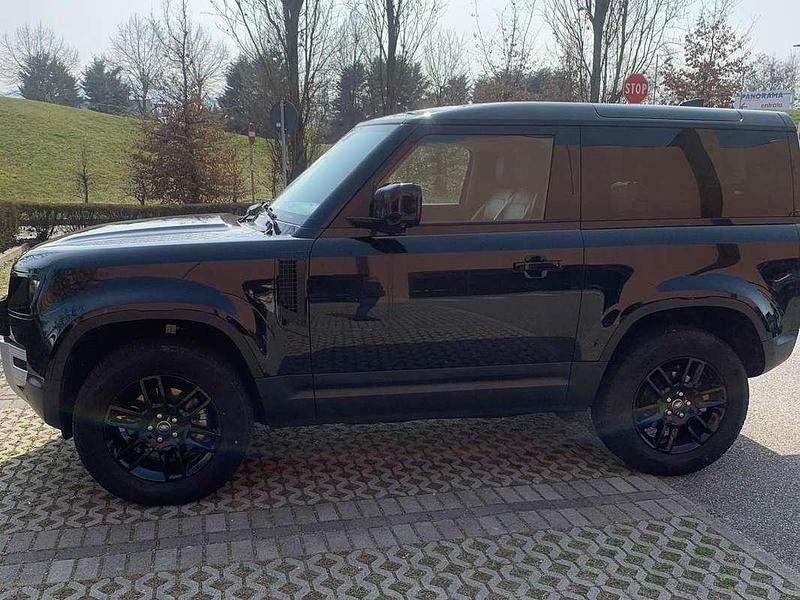 Usata Land Rover Defender 249 CV (183 kW) 2023 Nero SUV