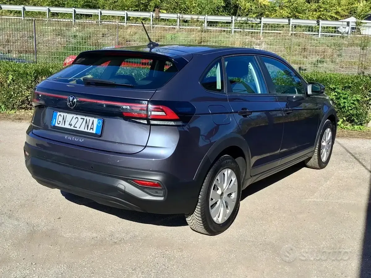 Usata VW Taigo Life 95 CV (69 kW) 2022 Grigio SUV
