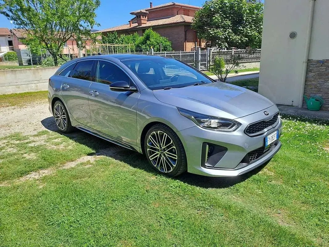 Usata Kia ProCeed GT-Line 136 CV (100 kW) 2020 Grigio Station wagon