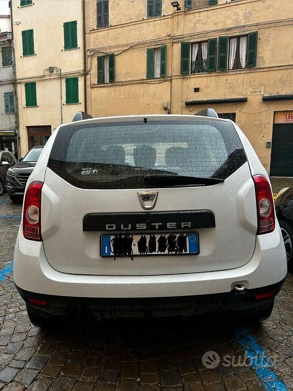 Usata Dacia Duster 2012 Bianco SUV
