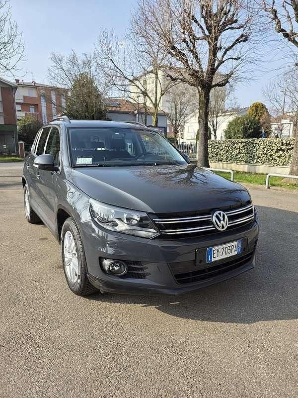 Usata VW Tiguan LOUNGE 122 CV (89 kW) 2015 Grigio SUV